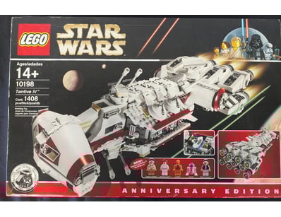 **UNRESERVED** LIFETIME COLLECTION OF LEGO PART... - Lot 506