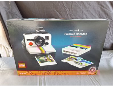 **UNRESERVED** LIFETIME COLLECTION OF LEGO PART... - Lot 135