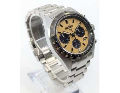 Affordable Watch Market (A995) - Lot 1050