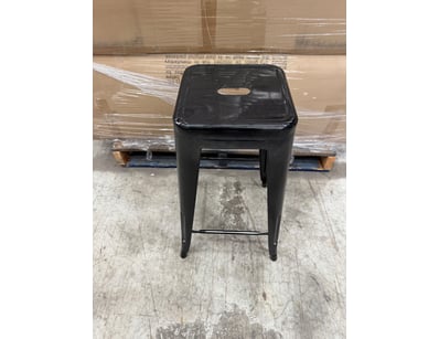 UNRESERVED National Surplus Clearance - Lot 445