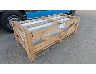 UNRESERVED Porcelain & Ceramic Tiles Business Cl... - Lot 25