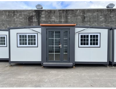 Portable Homes, Bathrooms & Saunas - Lot 4