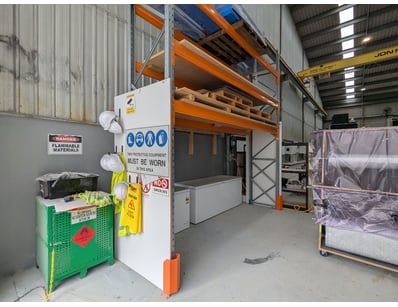 MOSTLY UNRESERVED Engineering Workshop CLOSURE (... - Lot 20