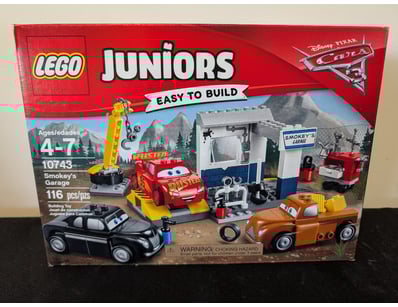 **UNRESERVED** COOKIE'S LIFETIME COLLECTION OF ... - Lot 579