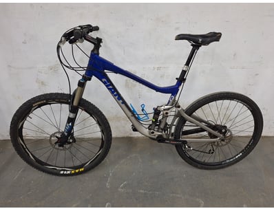 Police Seized Property & Unclaimed Jewellery (A... - Lot 422