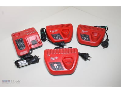 Milwaukee M12-18Fc Battery Charger With Two Additi...