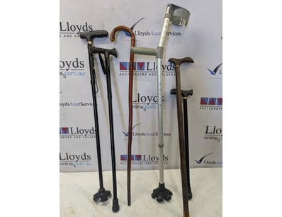 UNRESERVED Airport - Lost Property (A980) - Lot 135