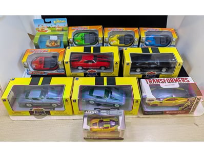 Model Car Mania (A983) - Lot 195