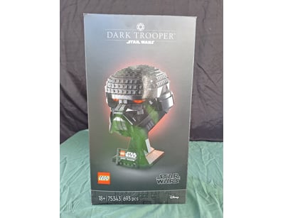 **UNRESERVED** LIFETIME COLLECTION OF LEGO PART... - Lot 202