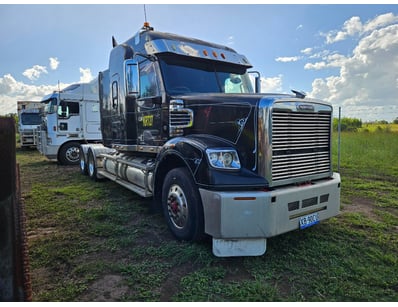 Earthmoving & Machinery Yard Clearance - Lot 8