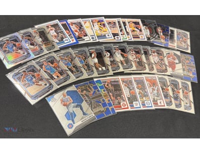 VARIOUS NBA TRADING CARDS SOLD AS LOT



Size: 10c...