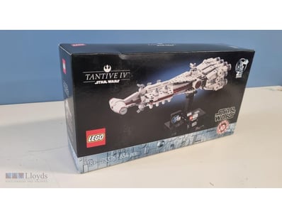 LEGO STAR WARS TANTIVE IV SET 75376 - 654 PIECES

...