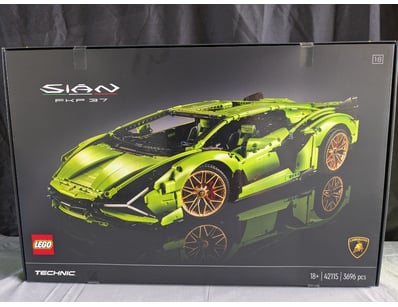 **UNRESERVED** LIFETIME COLLECTION OF LEGO PART... - Lot 106