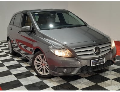 Passenger, Luxury & Commercial Vehicles Auction - Lot 700