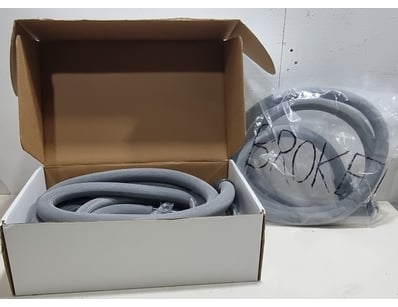 Laser, Skin Care & Cosmetic Store Liquidation (O... - Lot 63