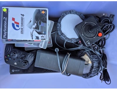 Gadgets, Music & Pastimes (SAA1001) - Lot 4137