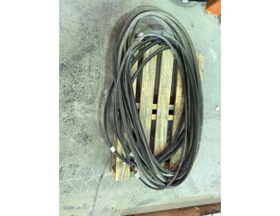 Unused Substantial lot of industrial V-belts and d...