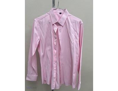 PINK POLY SHIRT SIZE 39

Material: Poly - Type: Sh...