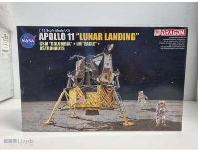 THIS IS A DRAGON MODELS 1:72 SCALE APOLLO 11 "LUNA...