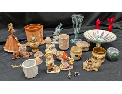 The Curio Collection (A996) - Lot 2096