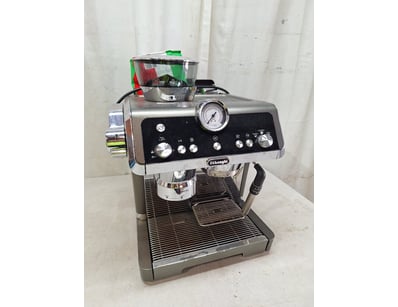 Whitegoods & Appliances (A1005) - Lot 560