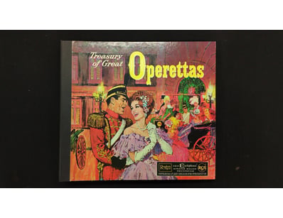 TREASURY OF GREAT OPERETTAS RECORD PLAYER BOOK

...