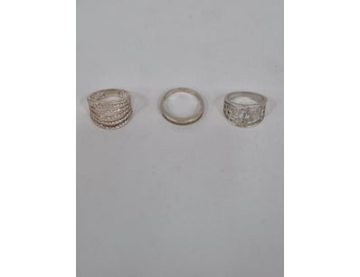 Police Seized Property & Unclaimed Jewellery (A... - Lot 305