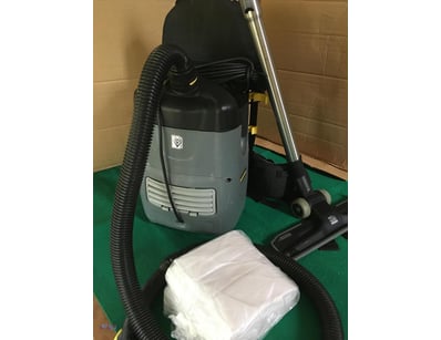 Commercial Backpack Vacuum Cleaner. Karcher Bv5/1....