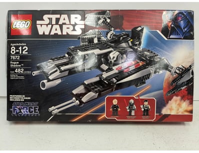 LEGO Star Wars 7672


Box opened

