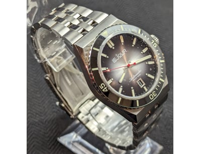 Affordable Watch Market (A999) - Lot 500