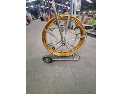 Professional cable puller/duct rodder with yellow ...