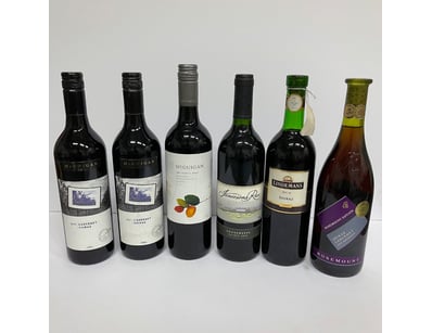 ASSORTED WINE QUANTITY x6 
Jamiesons Run, Coobawa...
