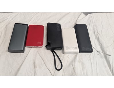 UNRESERVED Airport - Lost Property Part 2 (A984) - Lot 40