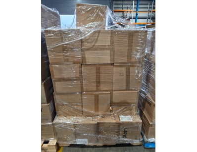 Assorted pallet of electrical and decorative compo...