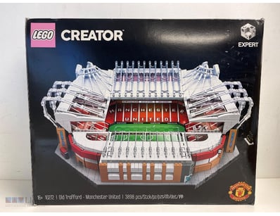 LEGO CREATOR EXPERT OLD TRAFFORD MANCHESTER UNITED...