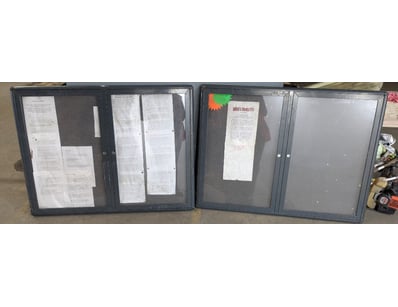 Set of lockable glass-fronted display cabinets wit...