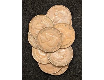 COLLECTION OF 1944 AUSTRALIAN PENNIES

Condition...