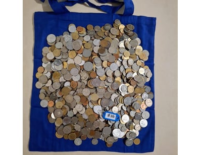 Banknotes & Coins (A985) - Lot 4025