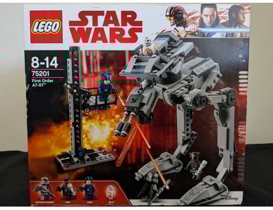 **UNRESERVED** COOKIE'S LIFETIME COLLECTION OF ... - Lot 562