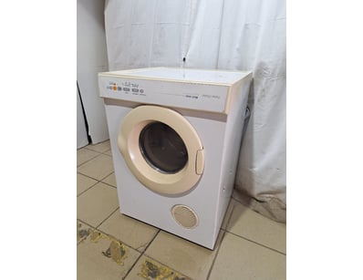 Whitegoods & Appliances (A983) - Lot 987