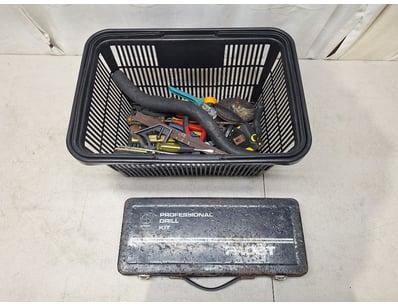 Assorted Tool Lot

Inlcudes Drill Kit, Assorted ...