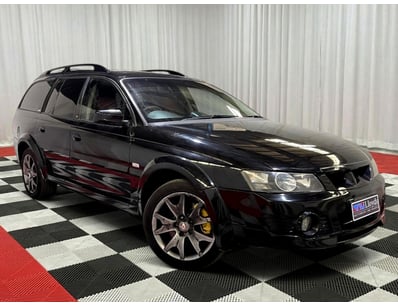 <b>2004 Holden Statesman V8 Wagon - Black - 165,98...