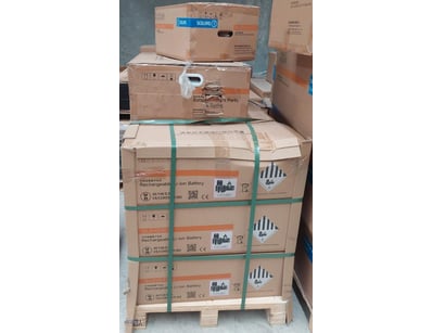 Sungrow rechargeable Li-on batteries SMR032 V13

S...