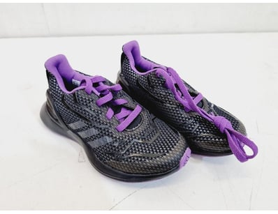 Major Brand Apparel & Footwear Liquidation Even... - Lot 145