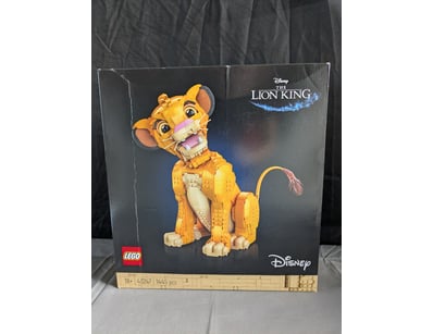 **UNRESERVED** LIFETIME COLLECTION OF LEGO PART... - Lot 177