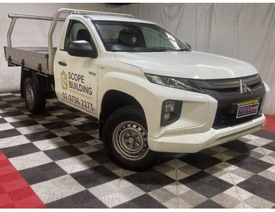 Passenger, Luxury & Commercial Vehicles Au... - Lot 99991051