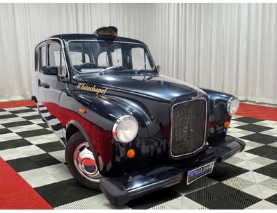 <b>1979 London Taxi - Black - 36,058km - Iconic 2....