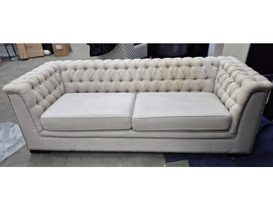 House & Homewares (A91000) - Lot 1755