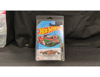 HOT WHEELS MAZDA 787B SUPER TREASURE HUNT DIE-CAST...