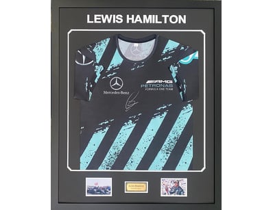 Prestigious Memorabilia (A981) - Lot 332